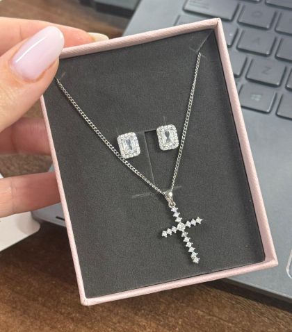 Set colier + cercei + cutie