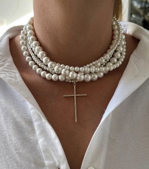 Colier perle cruce