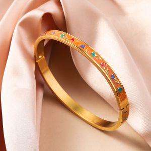 Bratara bangle