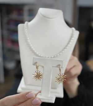 Set colier + cercei soare + cutie