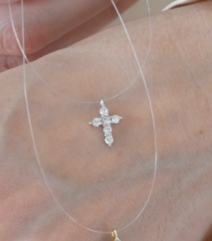 Colier Fir Transparent Cruce - ARGINTIU