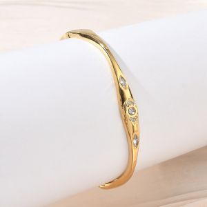 Bratara bangle