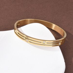 Bratara bangle