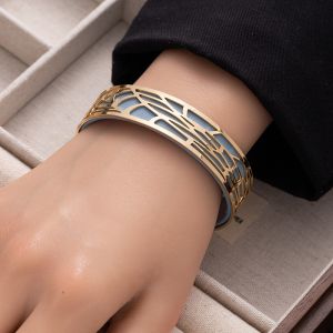 Bratara bangle